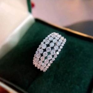 Gorgeous Layered Diamond Ring